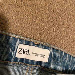 Zara jeans